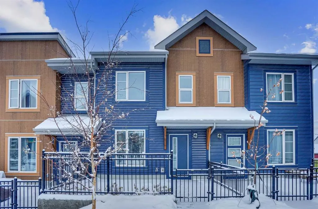 160 Livingston Common NE