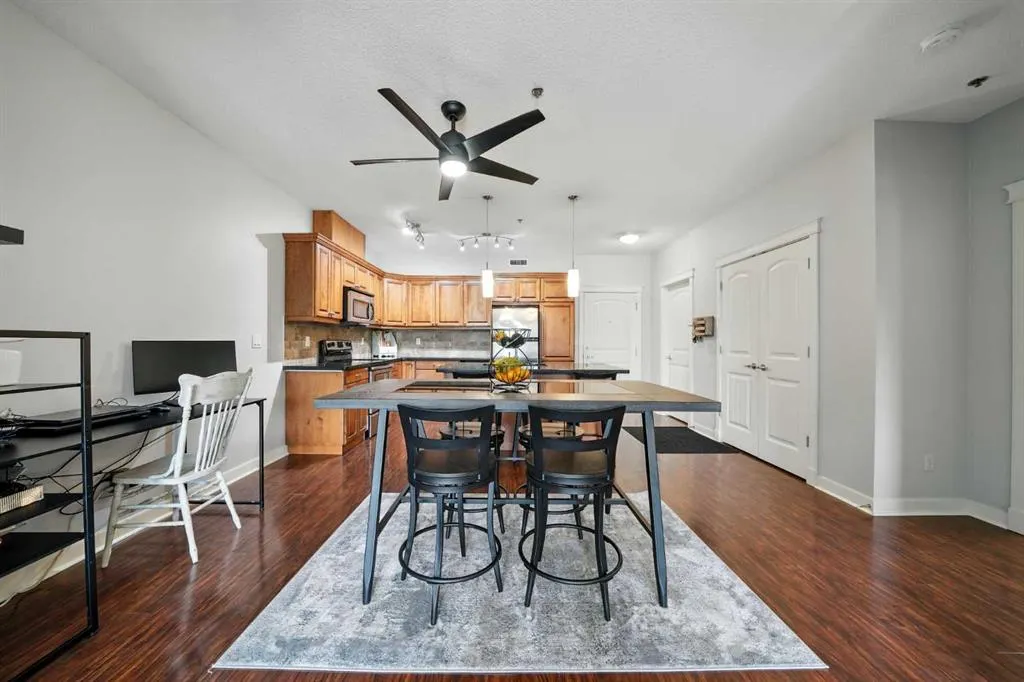 4707 50 Street, #203