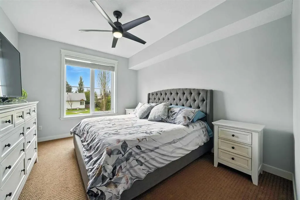 4707 50 Street, #203