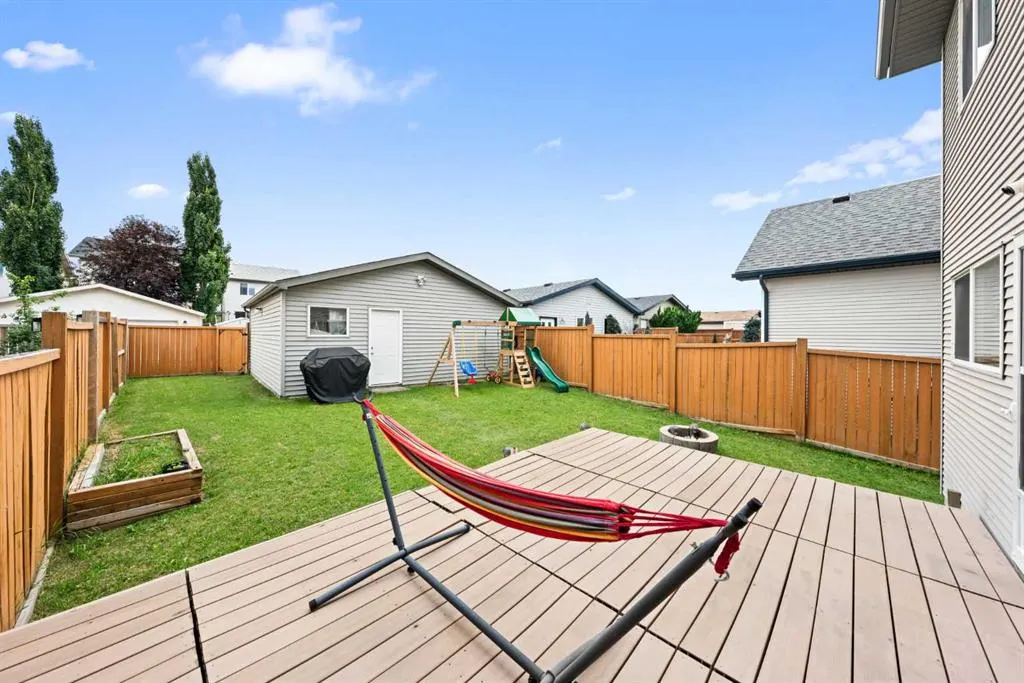 186 Cranberry Close SE