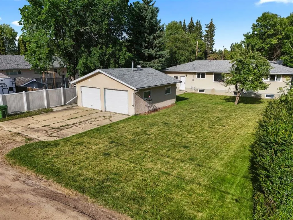 2 Montclare Avenue