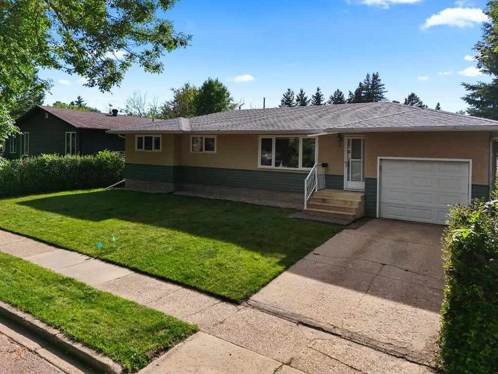 2 Montclare Avenue