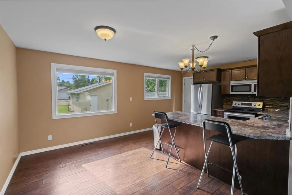2 Montclare Avenue