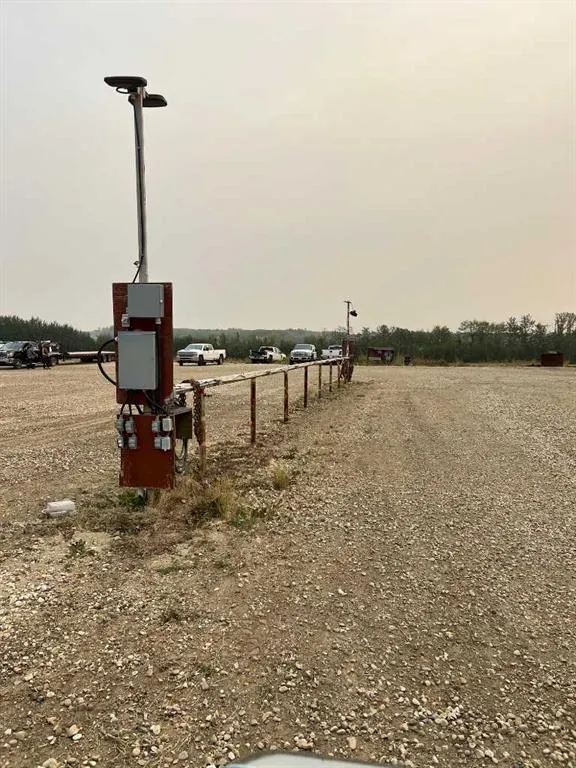 90058 A & 90058 B Township Road 720