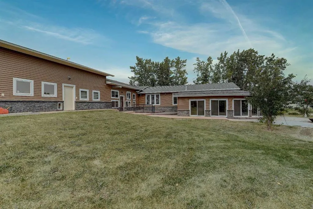 90058 A & 90058 B Township Road 720
