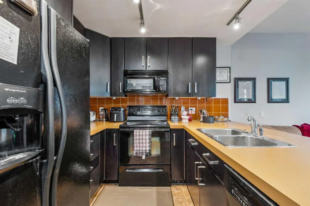 1410 1 Street SE, #1606