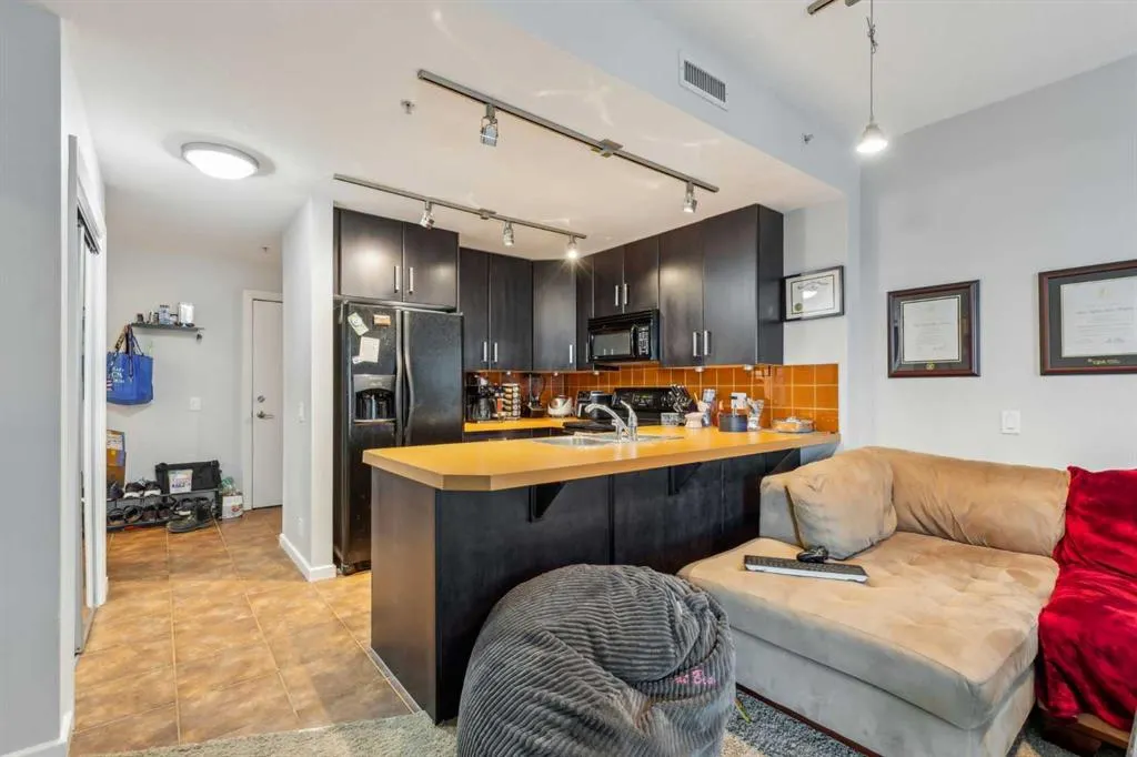 1410 1 Street SE, #1606