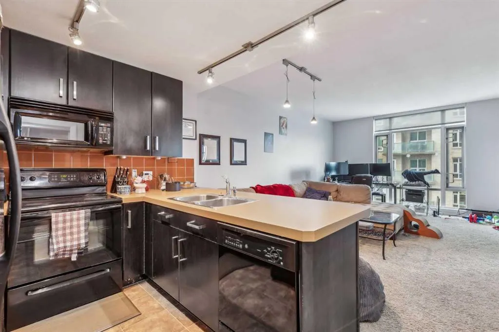 1410 1 Street SE, #1606