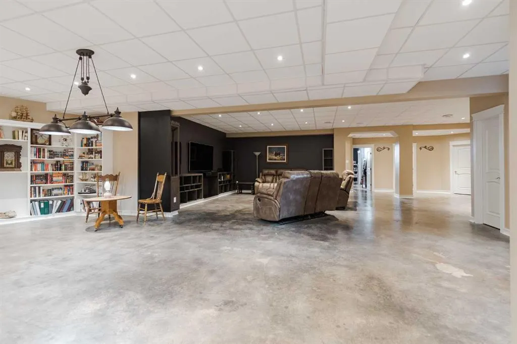 5747 Draper Road