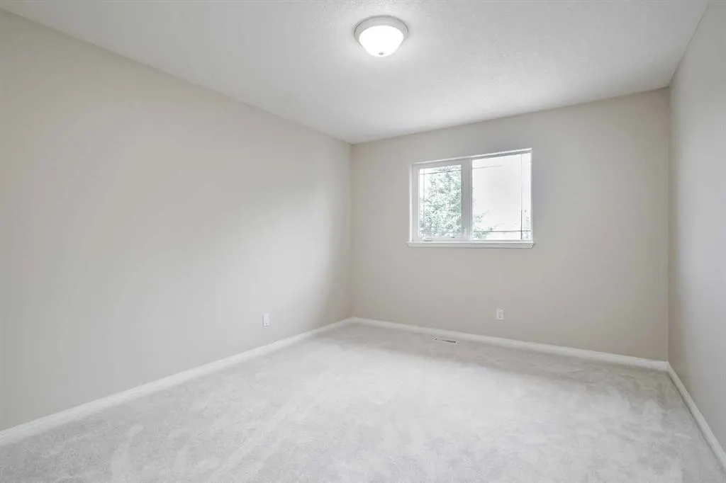 57 Royal Crest Terrace NW