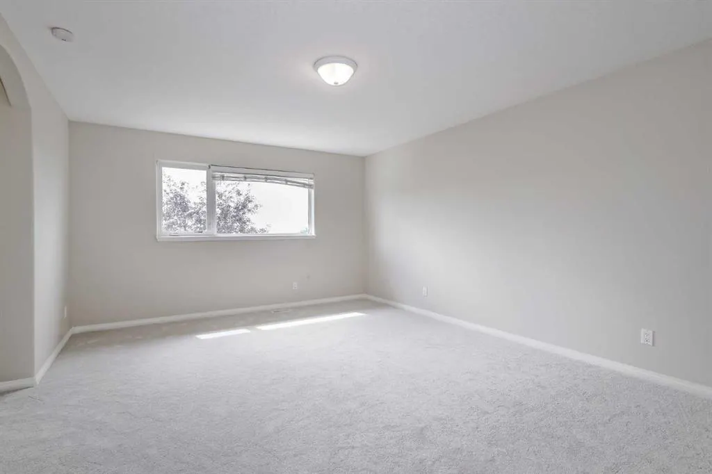 57 Royal Crest Terrace NW