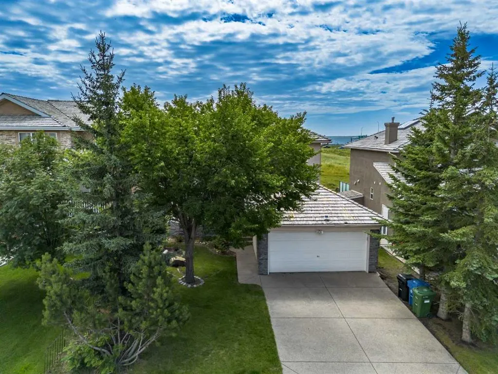 57 Royal Crest Terrace NW