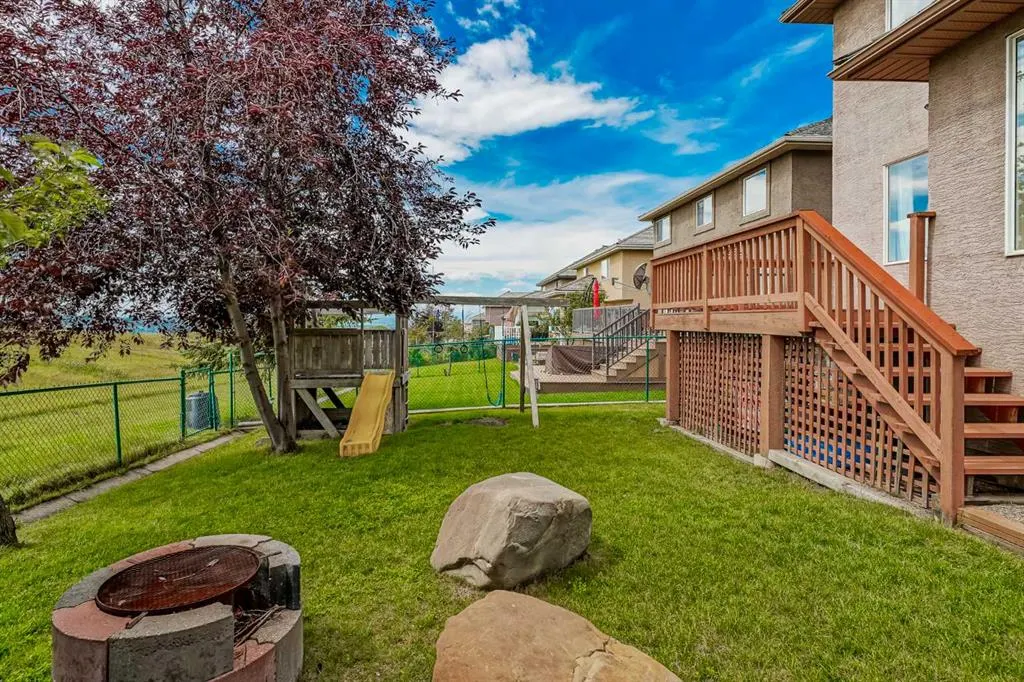 57 Royal Crest Terrace NW