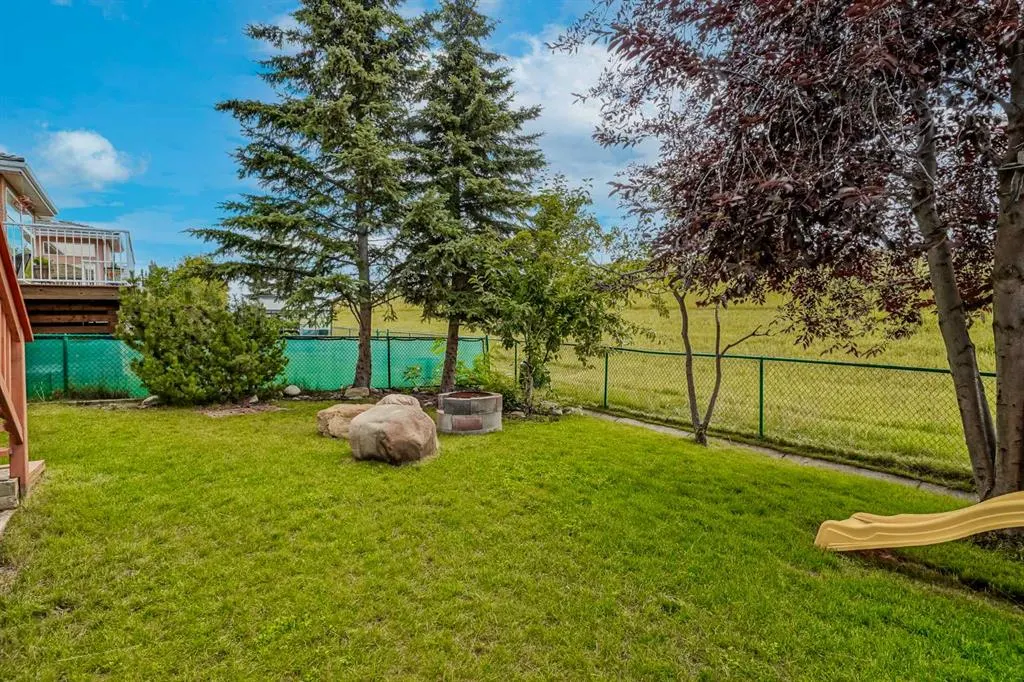 57 Royal Crest Terrace NW