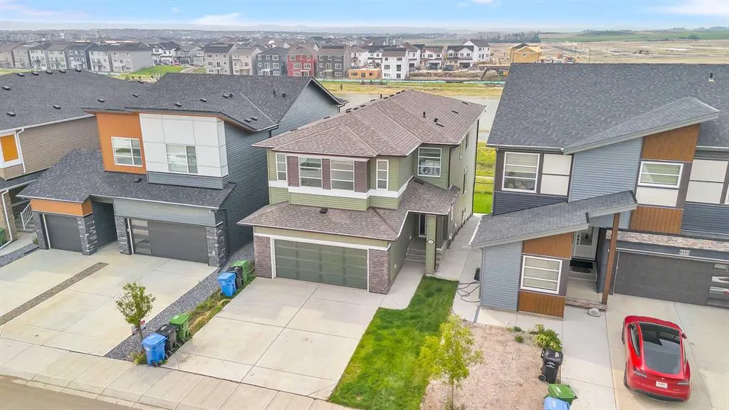 311 Lucas Way NW