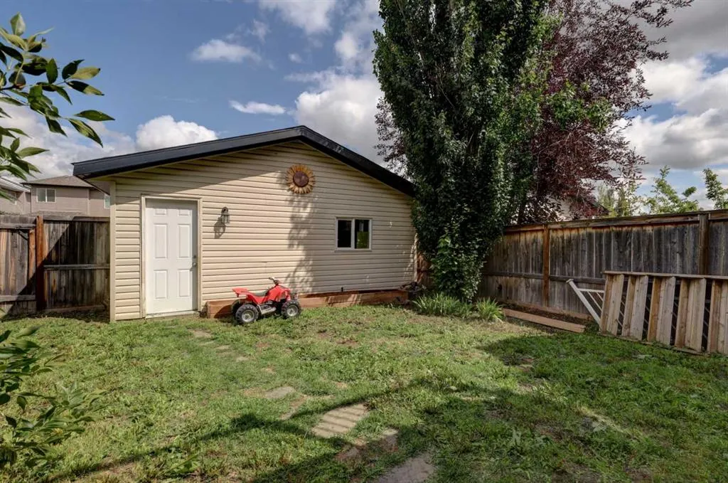 469 Morningside Way SW