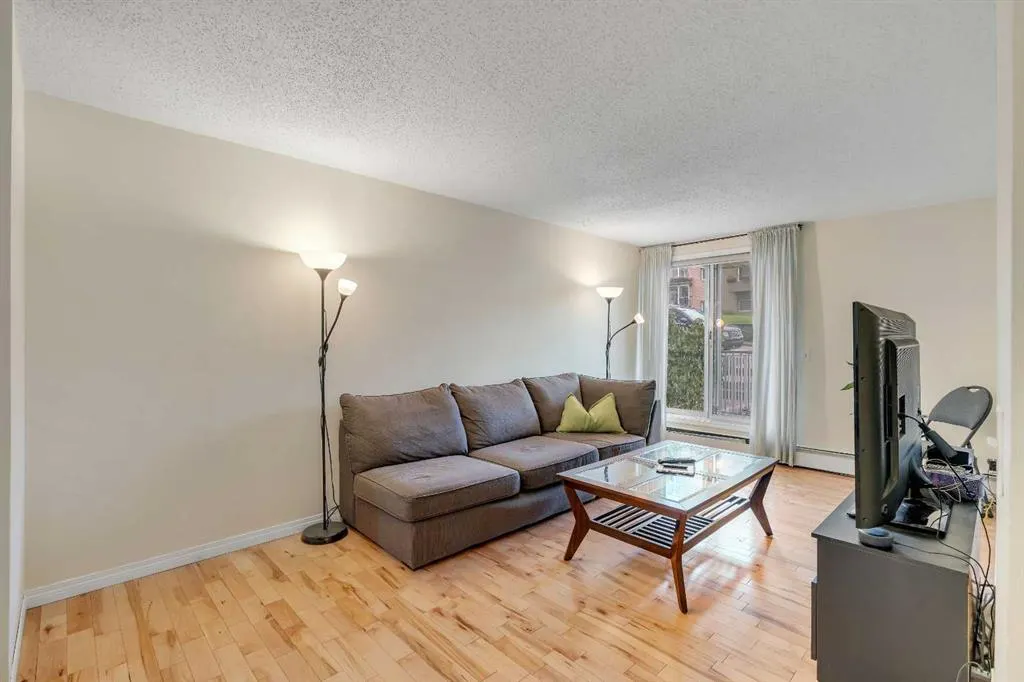 1919 17 Avenue SW, #203