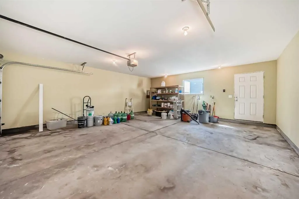 68 Applebrook Circle SE