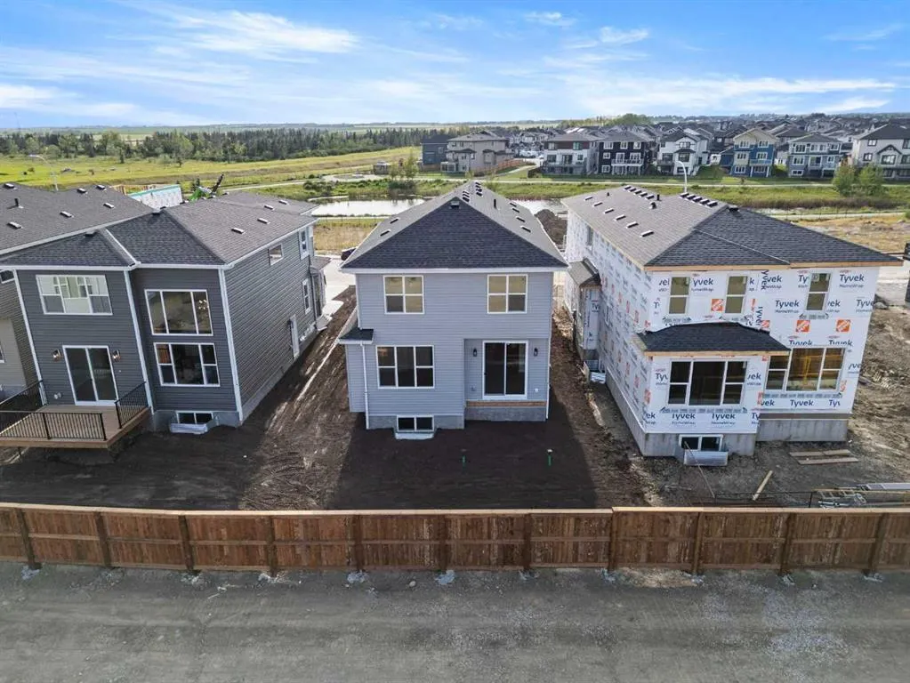 307 Kinniburgh Loop