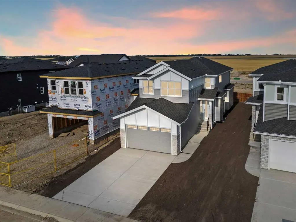 307 Kinniburgh Loop