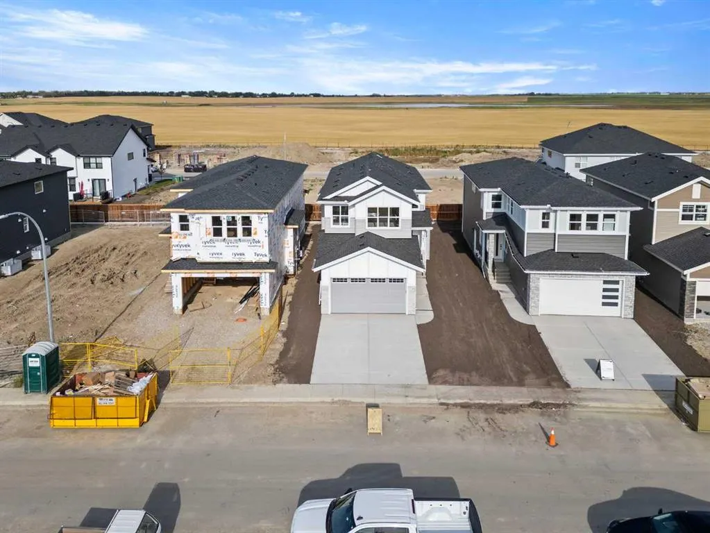 307 Kinniburgh Loop