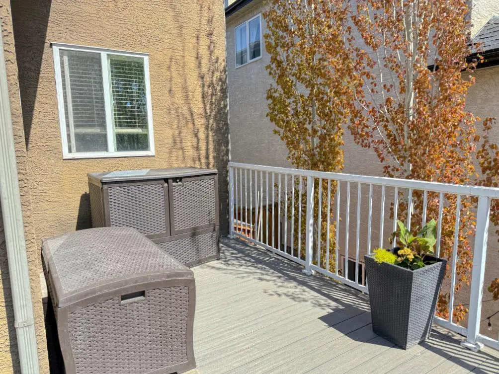 27 Tuscany Estates Drive NW