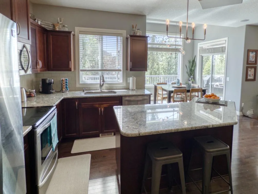 27 Tuscany Estates Drive NW