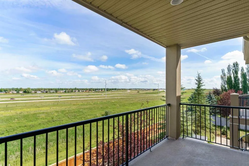 52 Cranfield Link SE, #316