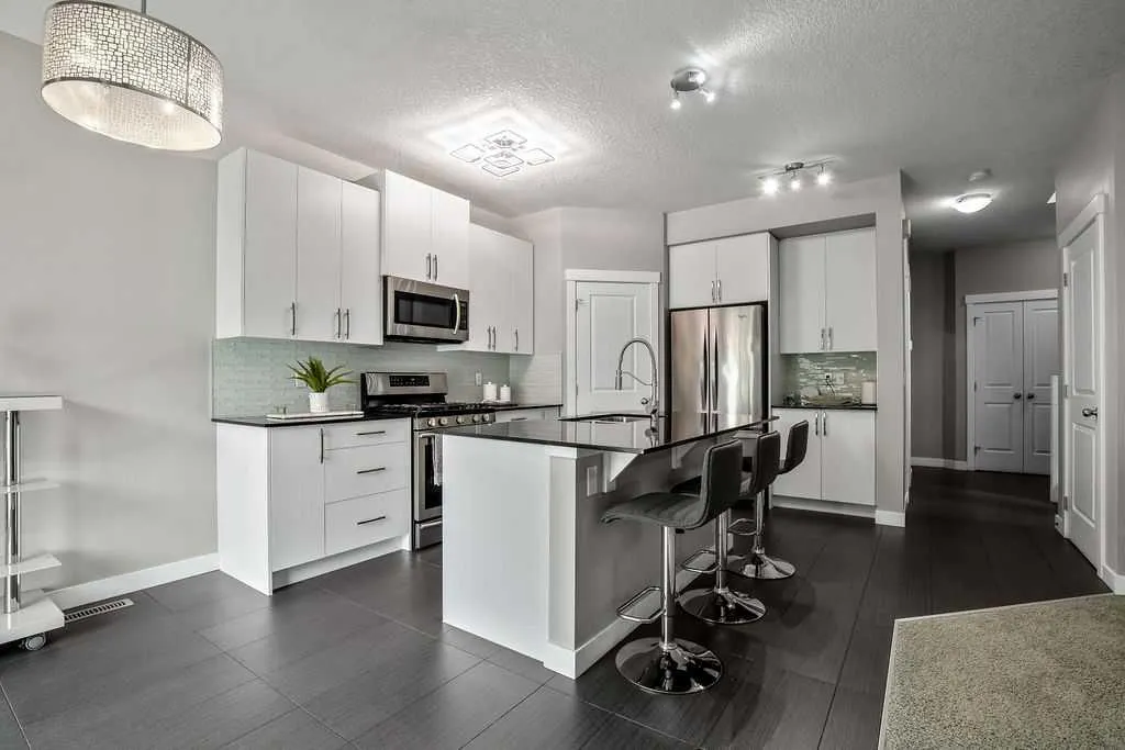 1208 Brightoncrest Green SE