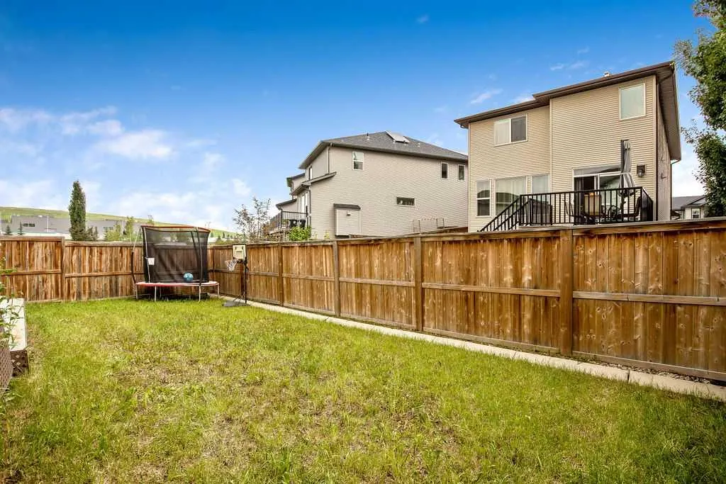 1208 Brightoncrest Green SE