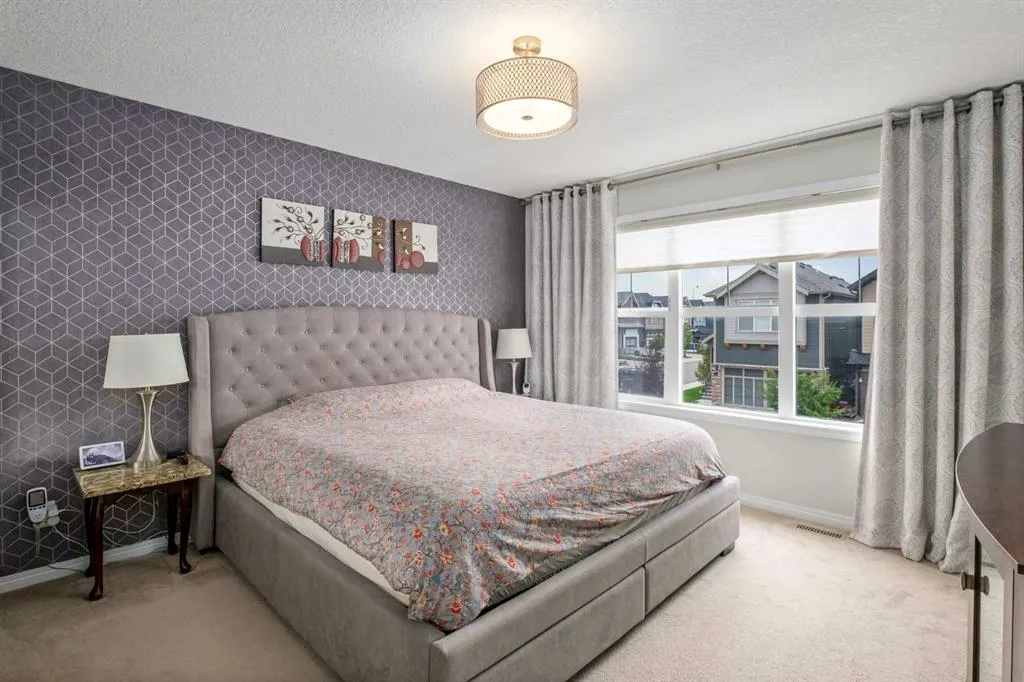 53 Masters Street SE