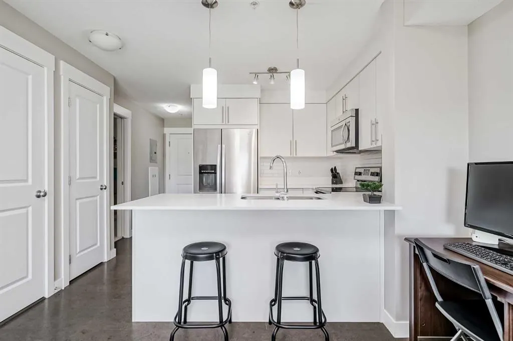 302 Skyview Ranch Drive NE, #7208