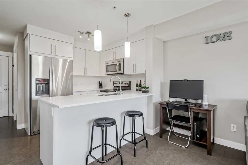 302 Skyview Ranch Drive NE, #7208