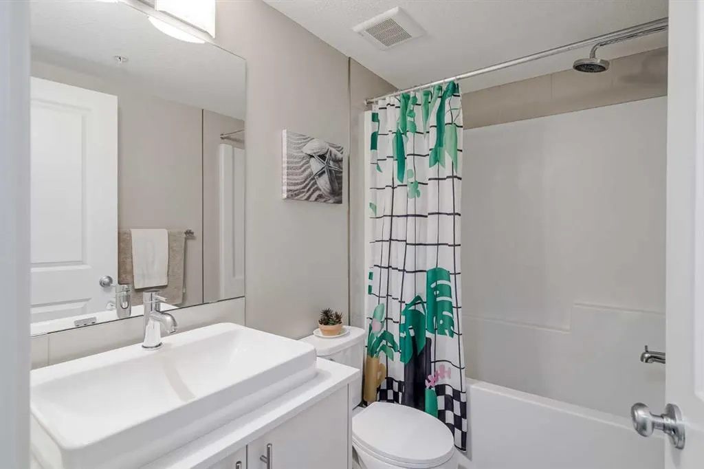 302 Skyview Ranch Drive NE, #7208