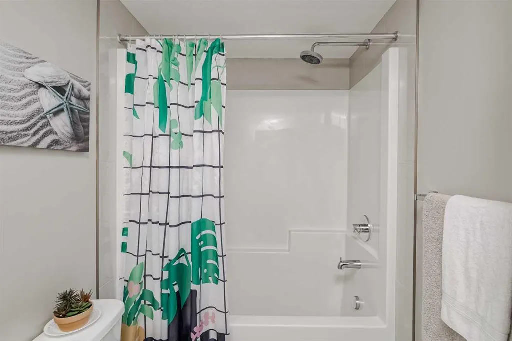 302 Skyview Ranch Drive NE, #7208