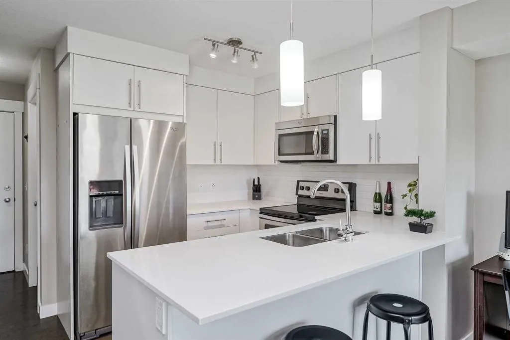 302 Skyview Ranch Drive NE, #7208