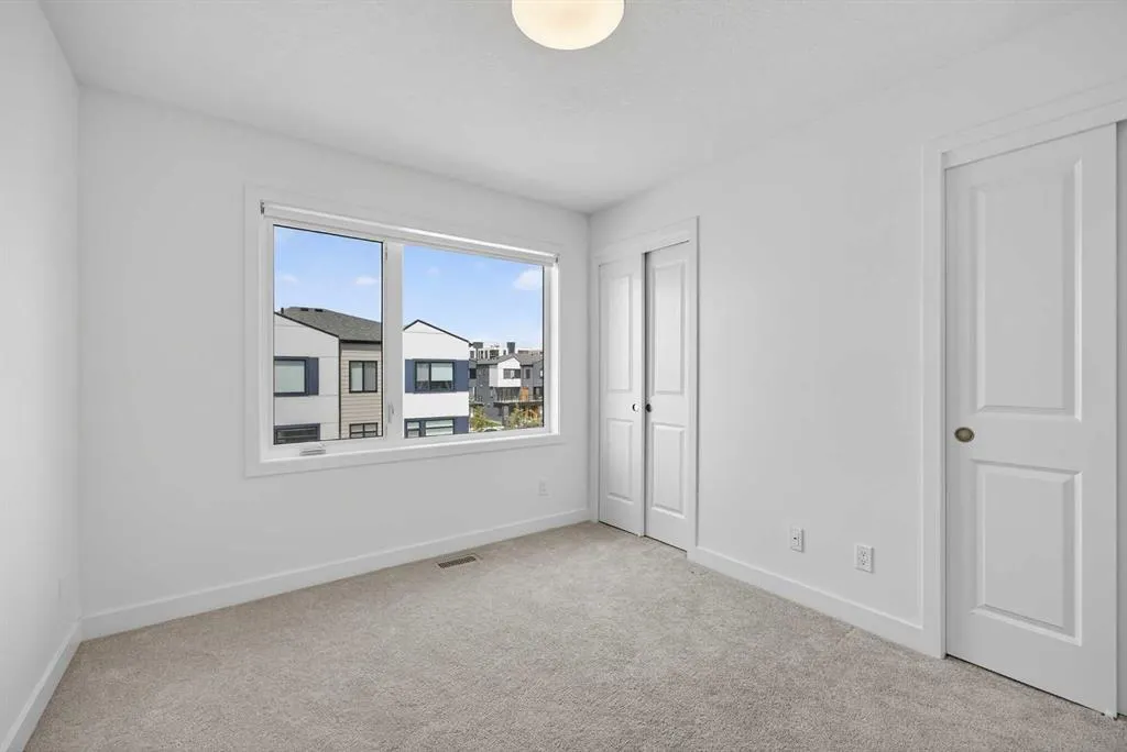 8535 19 Avenue SE, #202