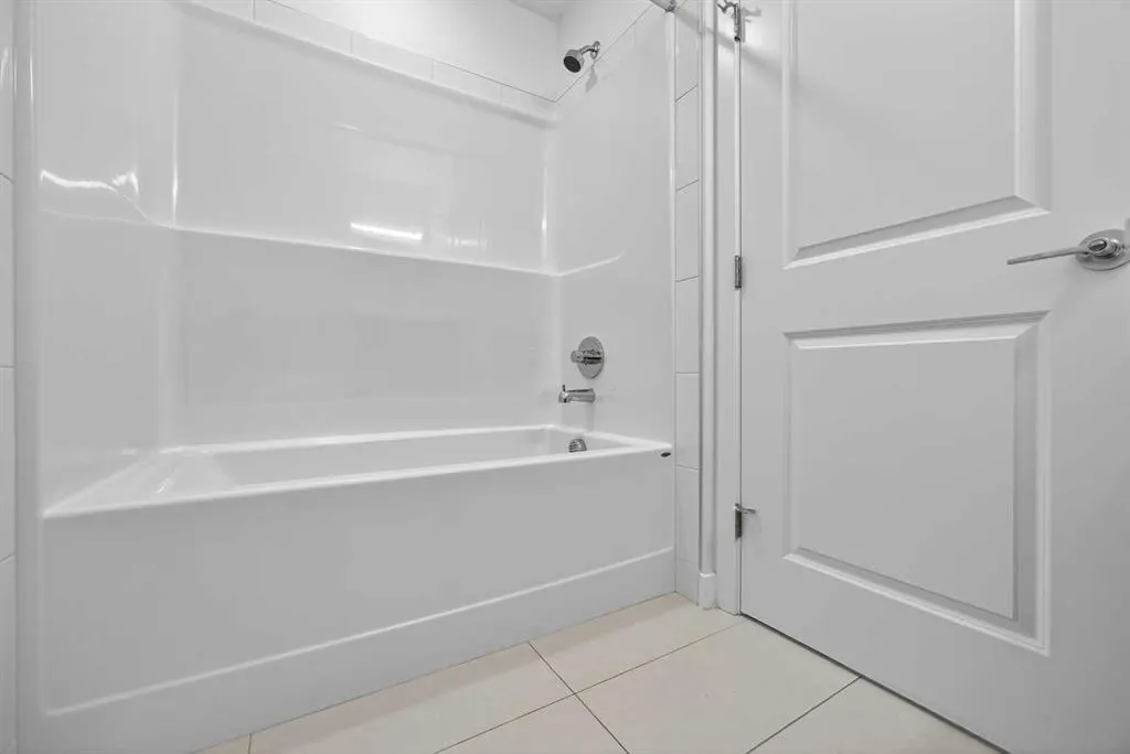 8535 19 Avenue SE, #202