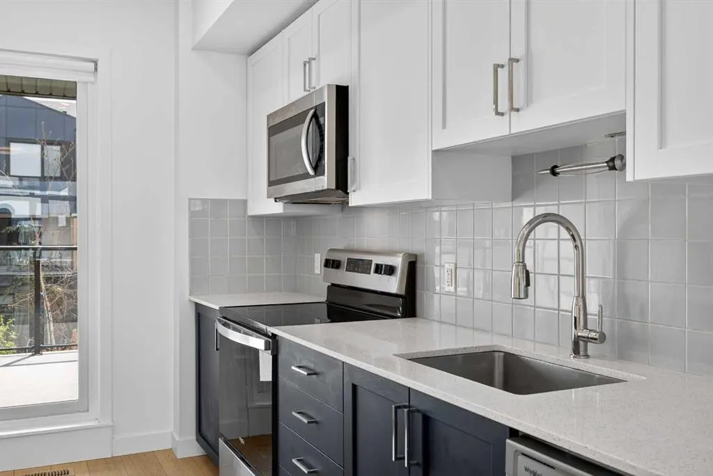 8535 19 Avenue SE, #202