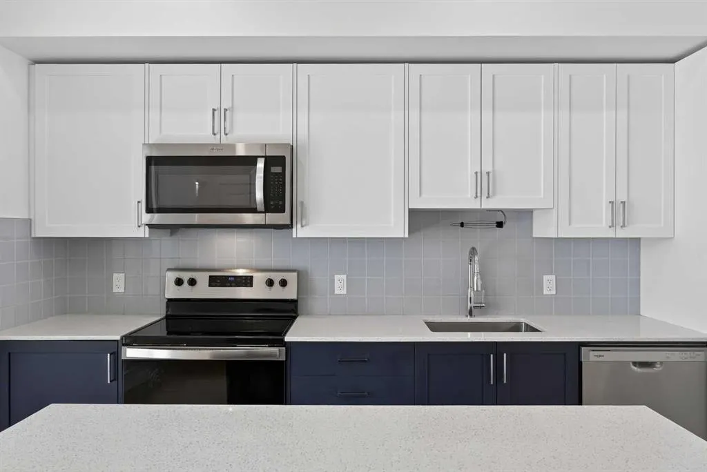 8535 19 Avenue SE, #202