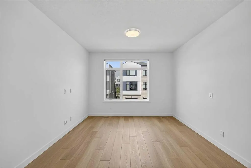 8535 19 Avenue SE, #202