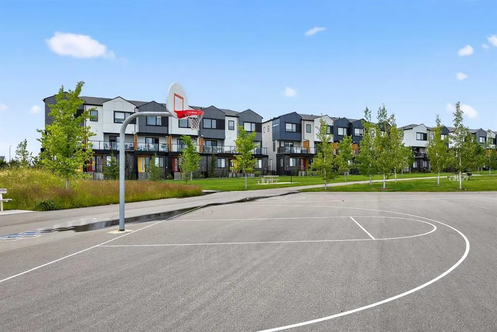 8535 19 Avenue SE, #202