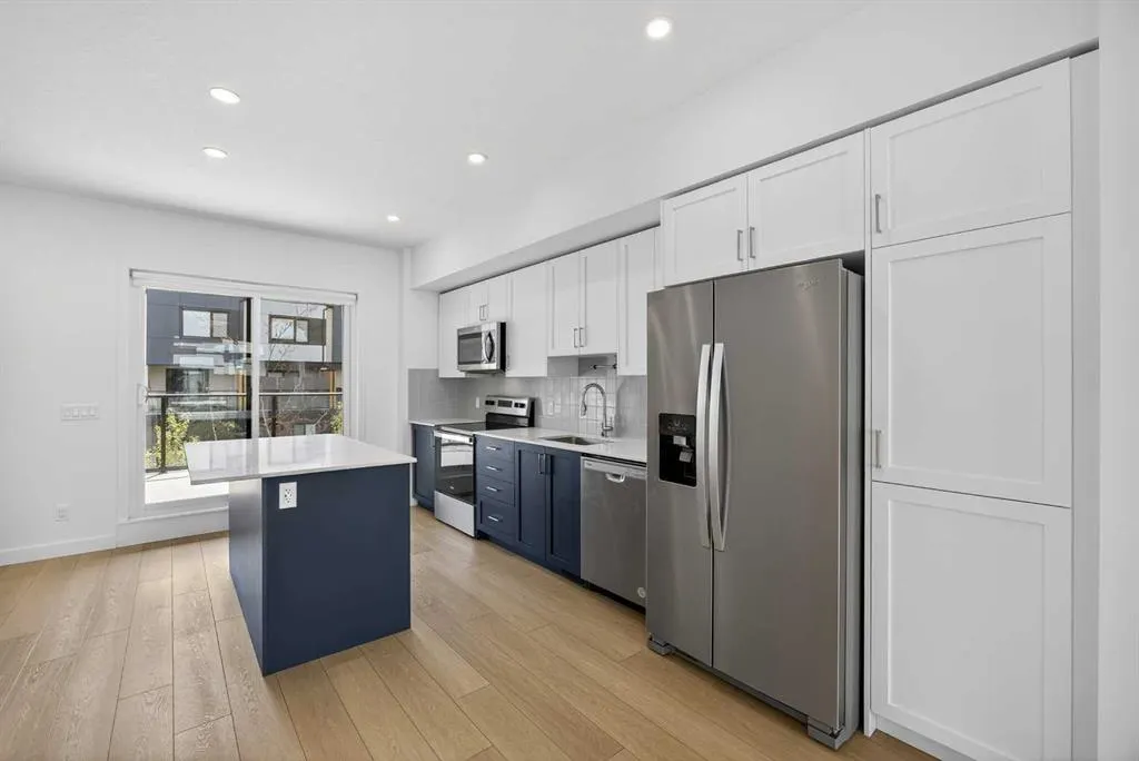 8535 19 Avenue SE, #202