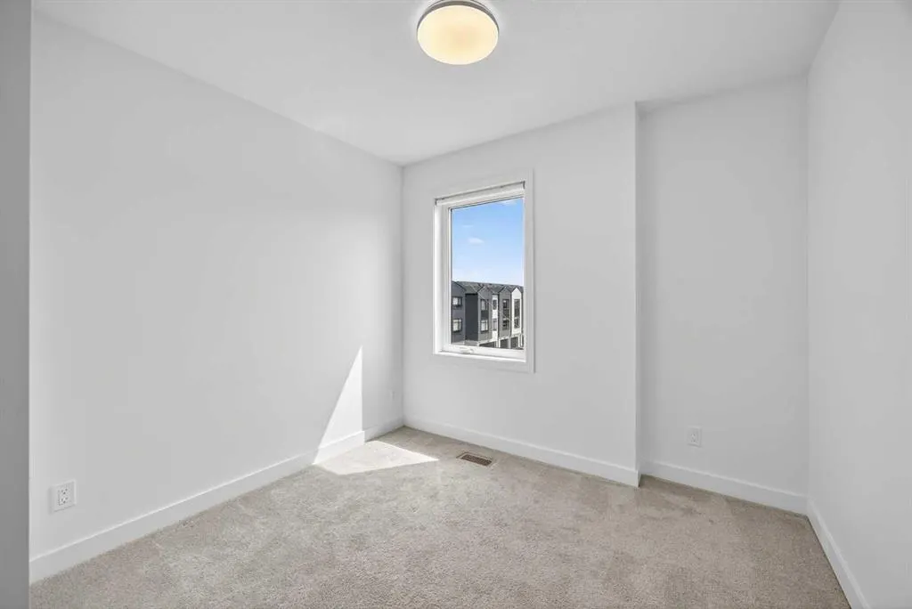 8535 19 Avenue SE, #202