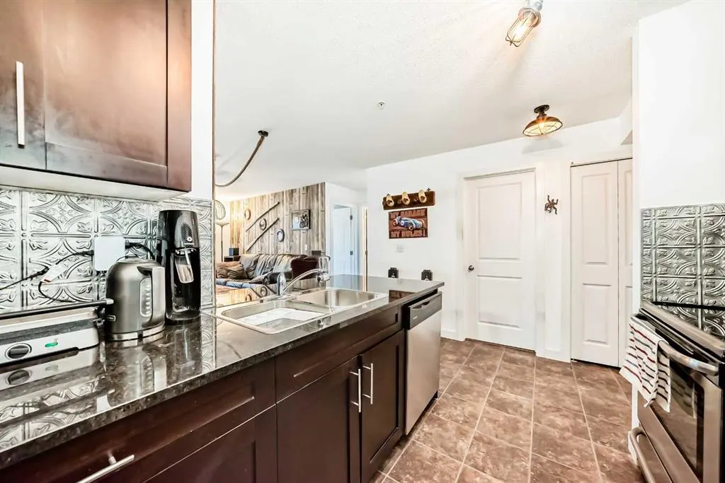 81 legacy Boulevard, #1114
