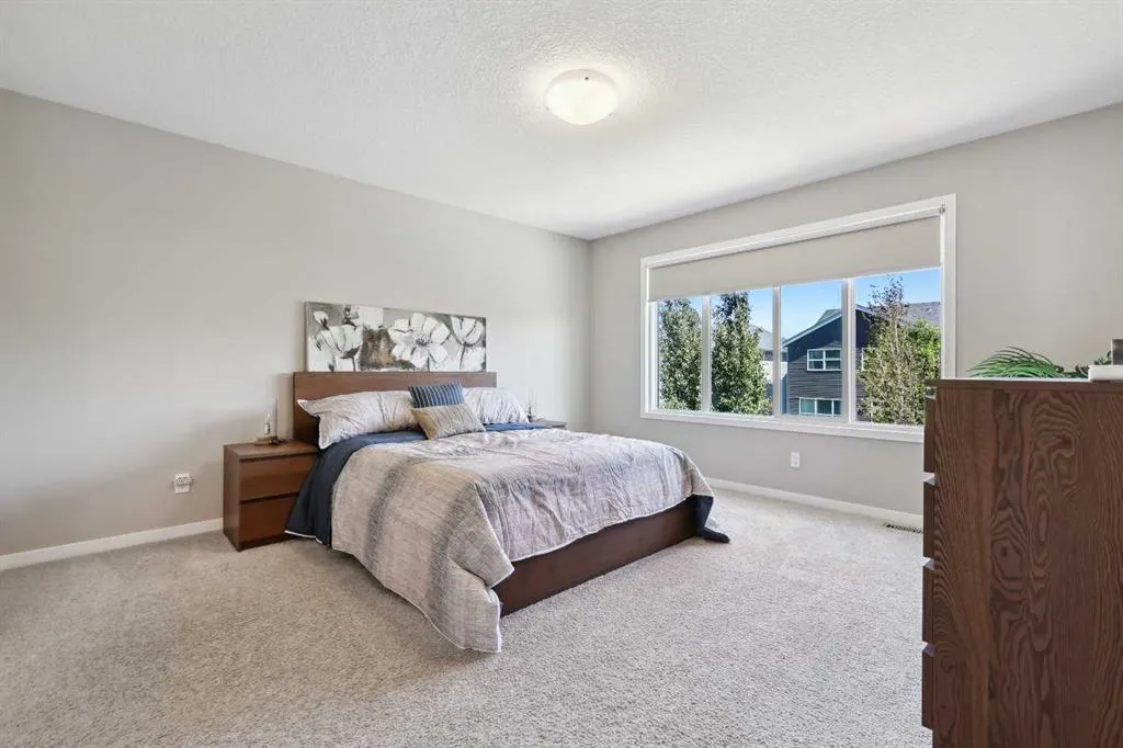 67 Auburn Glen Close SE