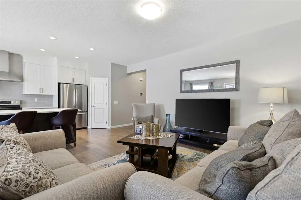 67 Auburn Glen Close SE