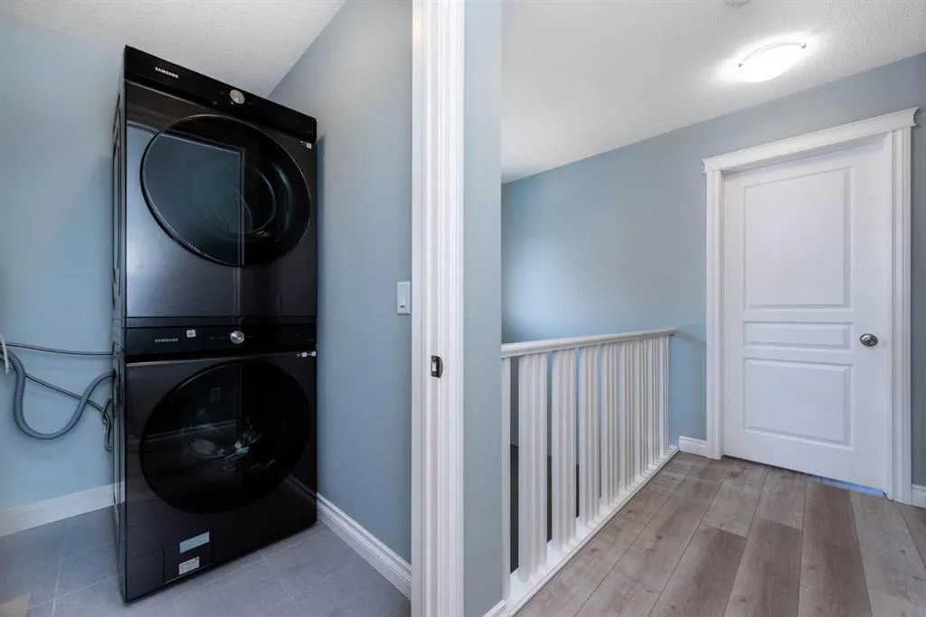 470 Mahogany Terrace SE