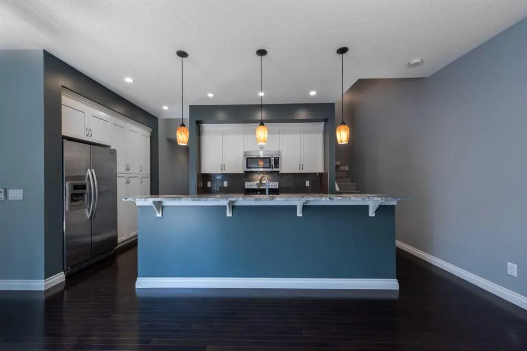 470 Mahogany Terrace SE
