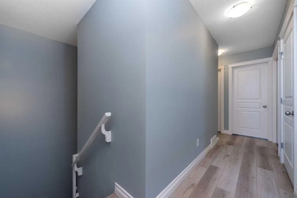 470 Mahogany Terrace SE
